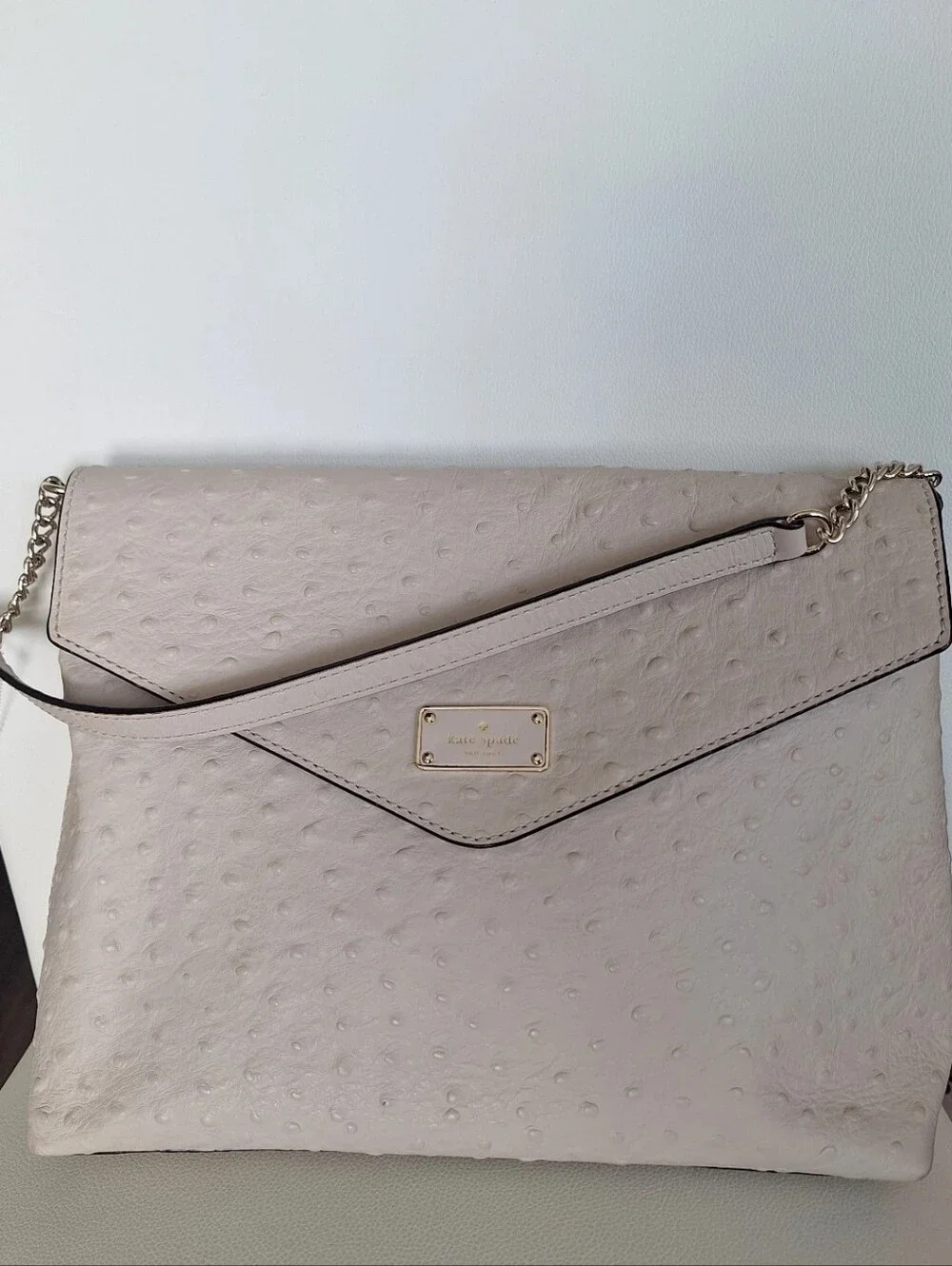 Kate Spade A La Vita Leena Cream Ostrich Embossed Leather Shoulder Bag EUC